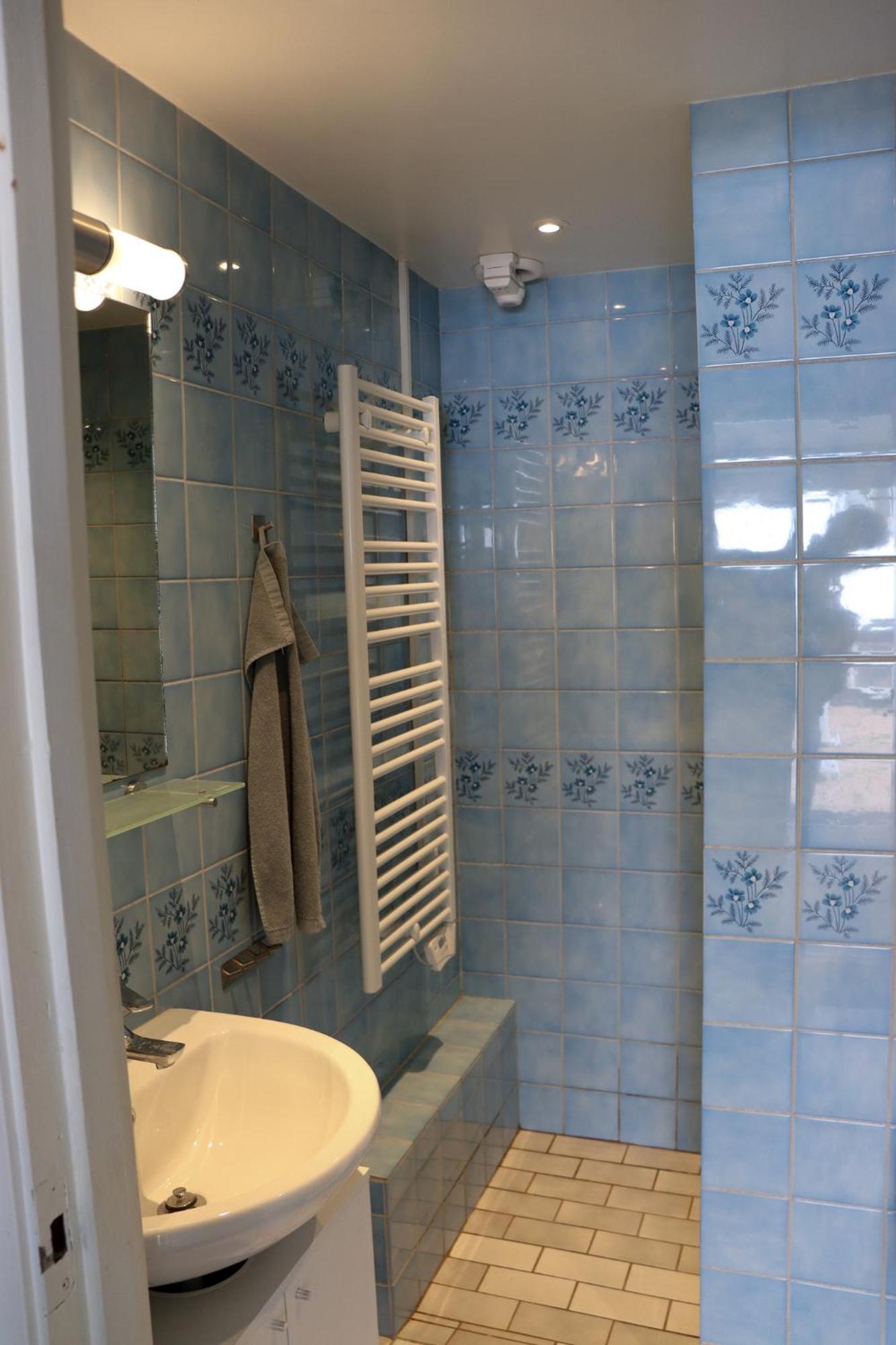 Oestravi Visby 2 Rok Stor Altan Apartment Luaran gambar