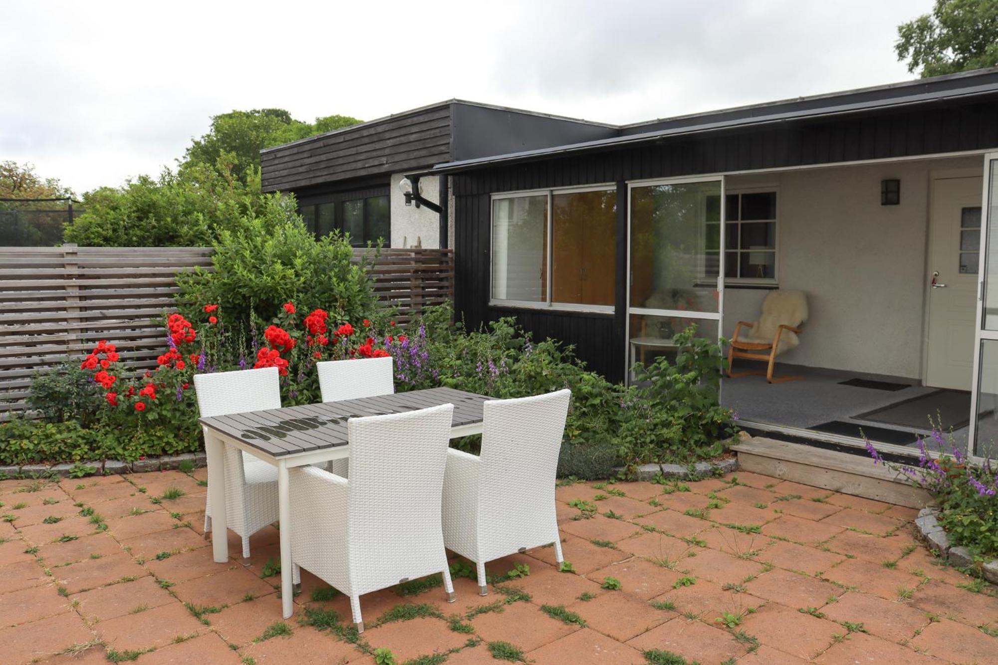 Oestravi Visby 2 Rok Stor Altan Apartment Luaran gambar