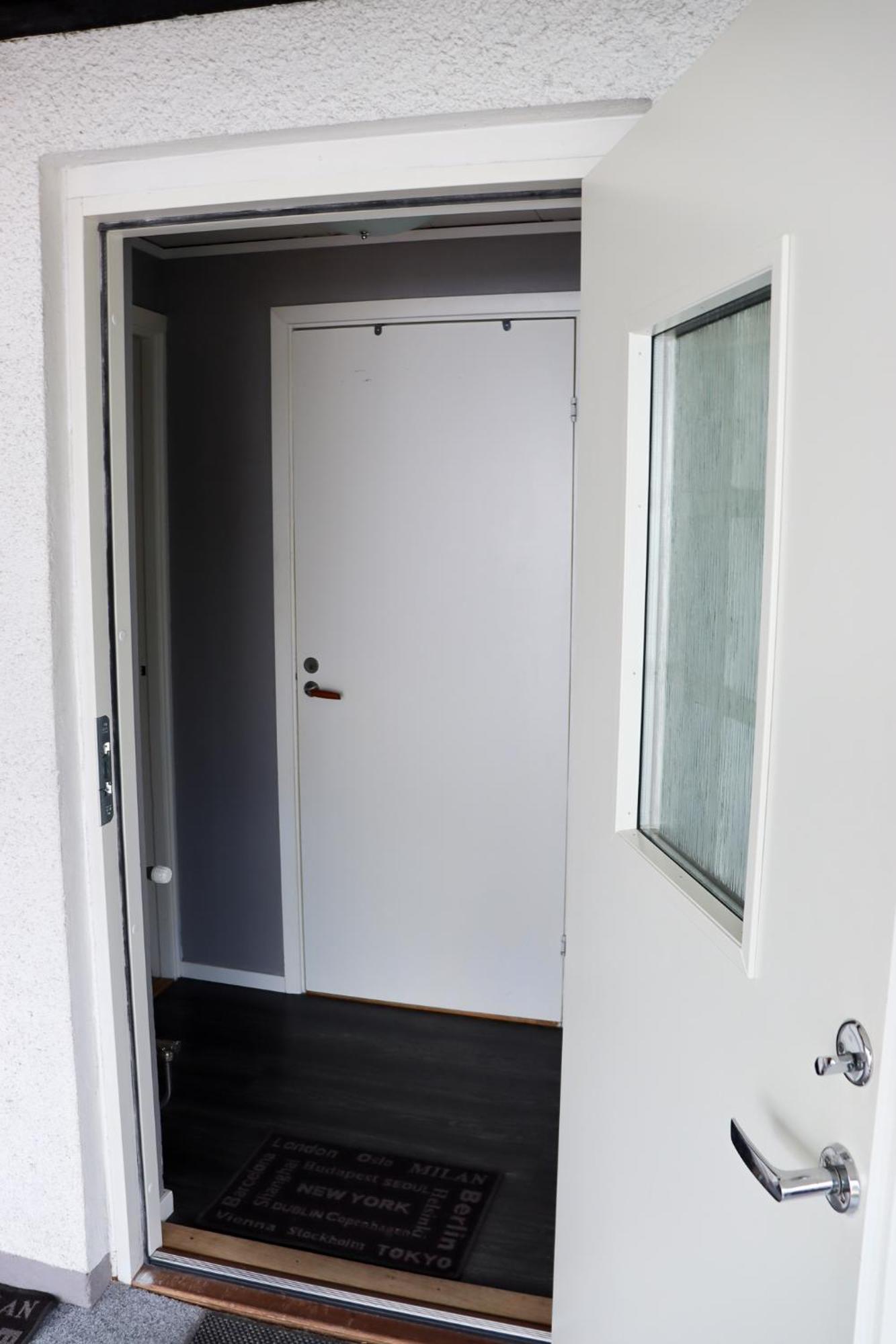 Oestravi Visby 2 Rok Stor Altan Apartment Luaran gambar